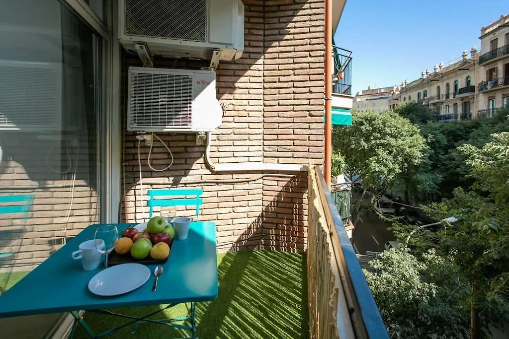 Lägenhet Canela Homes Barcelona Padilla
