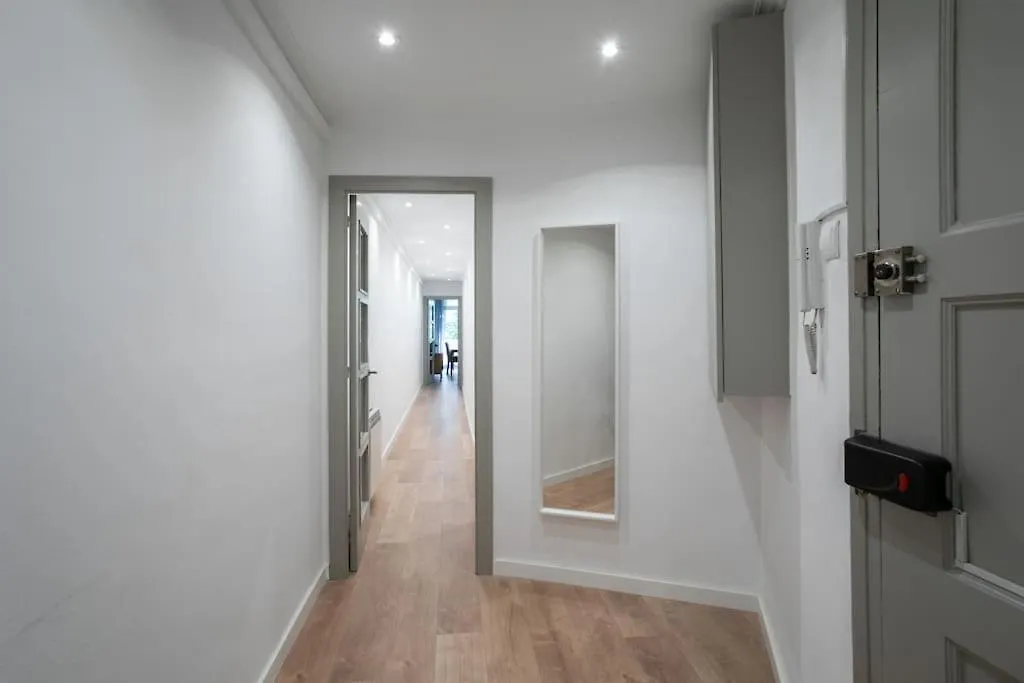 Lägenhet Canela Homes Barcelona Padilla